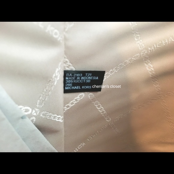 🌸NeW! Michael Kors Carine Tote Set - Picture 14 of 15